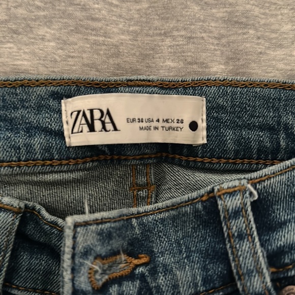 Zara Jeans - Picture 3 of 3